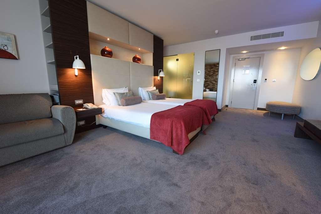 Absolute Hotel Limerick Junction Værelse billede
